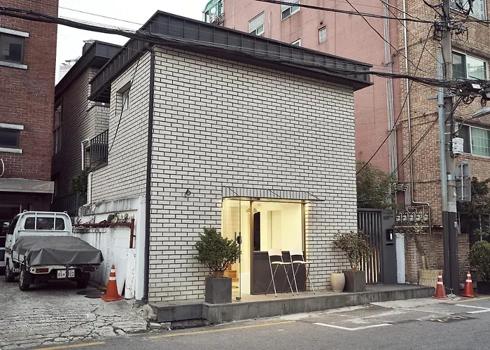 The Capsule Banpo