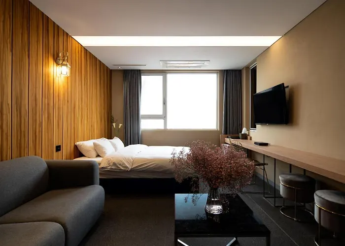 Hotel The Designers Hongdae