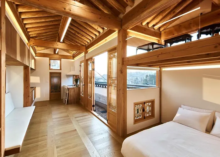 Luxury Hanok Stay Cloudscape