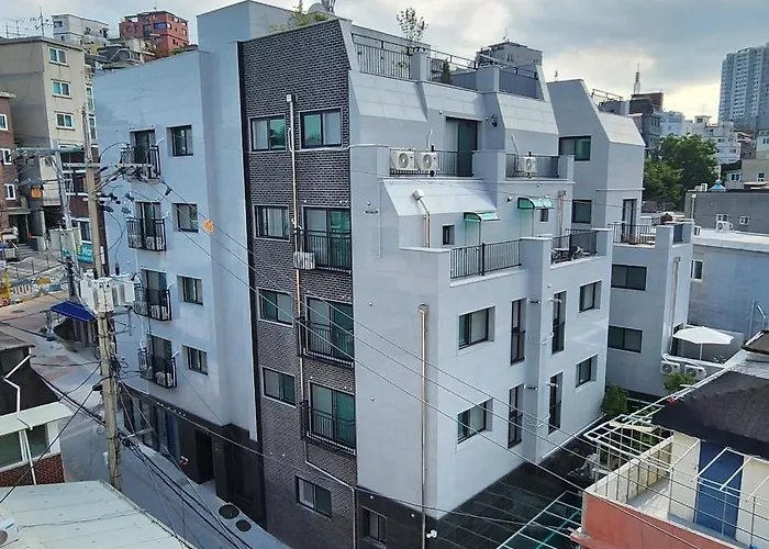 Raon House
