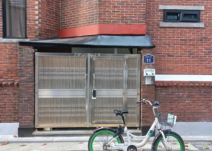 Woodland Apartment - For Foreigners Only