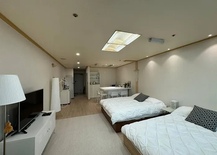 Hongik-UnivCozy Studio