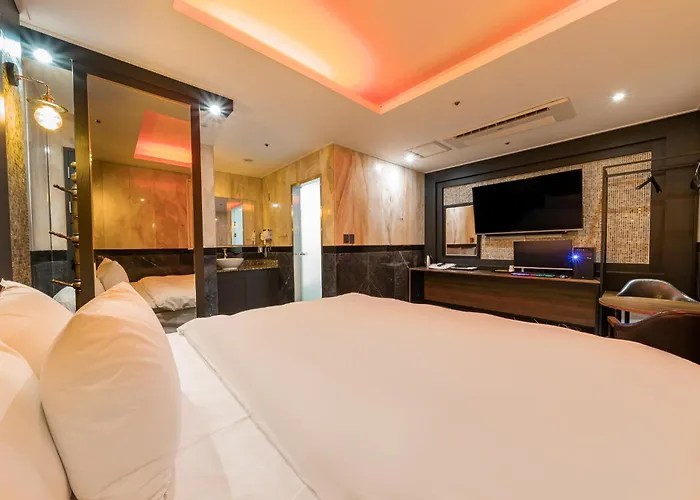 Dongdaemun Signature Tourist Hotel