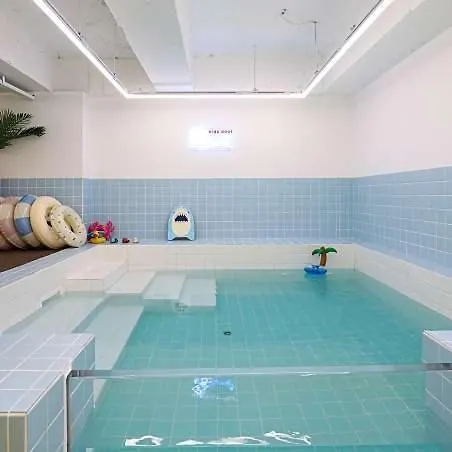 Kids Pool Run By Nursery Teacher Tuberoom