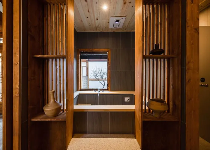 Luxury Hanok The Bukchon Noble