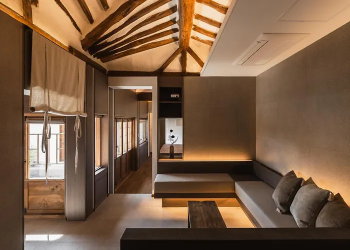Luxury Hanok Retreat Dohyun