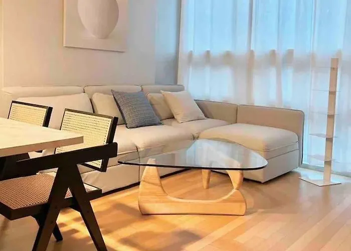 Elegant Stay In Seoul'S Vibrant Core!