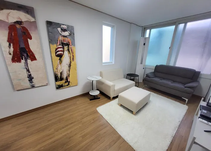 Newly Renovated Modern Home #11