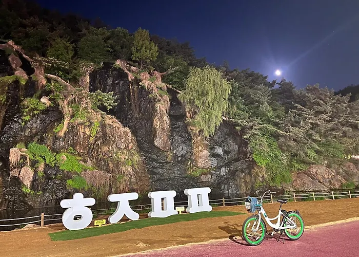 Bueno Day - Between Hongdae & Palace Gyeongbokgung 외국인도시민박업 한국인예약금지