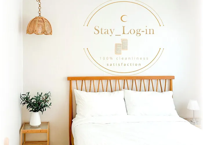 Stay Login Stay Near Hongdae, Gwanghwamun, Dmc & Sungnyemun
