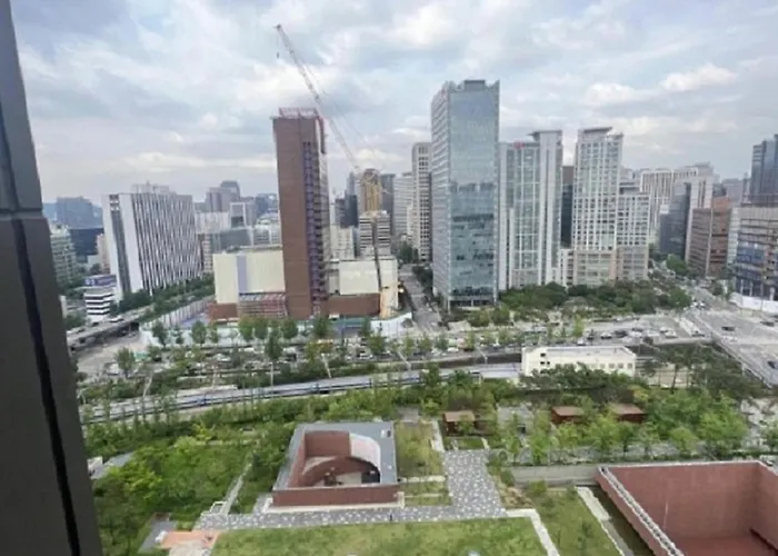 The Platinum Seoul Station - Free Parking, Transportation Hub, Seoul Station, Chungjeongro Station, Various Hot Places, High-Rise View