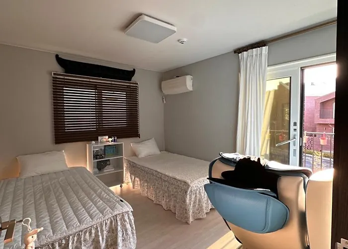Cozy Aori House