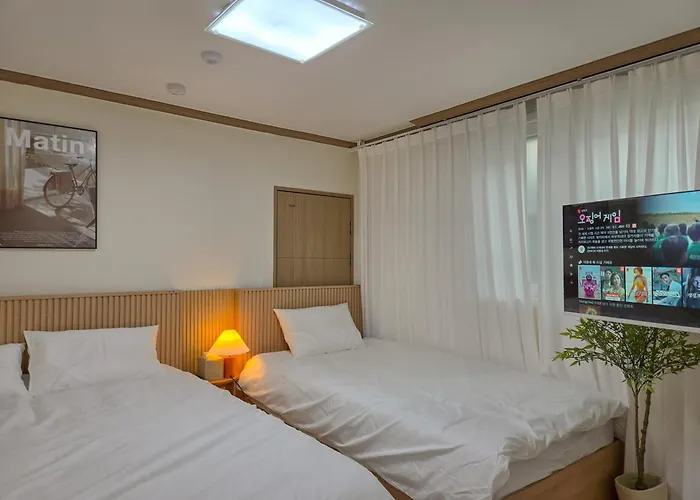 Hong-Cho Stay