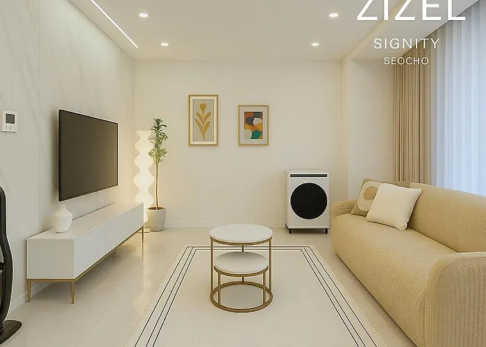 New Highend Residence Near Nambu Bus Terminal 방1 거실1 더블침대2개