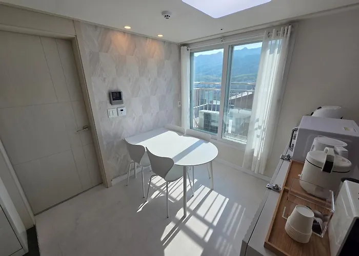 Jw'S Bukhansan Healing Stay II