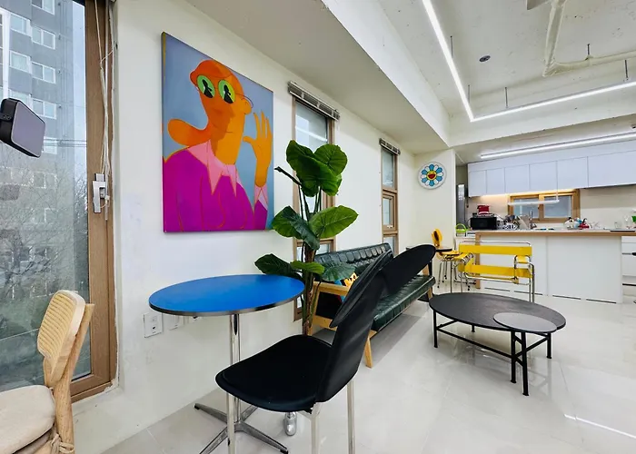 401, Atelier Seongsu Riverside Loft Cherry Blossom Road Han River Airport Bus