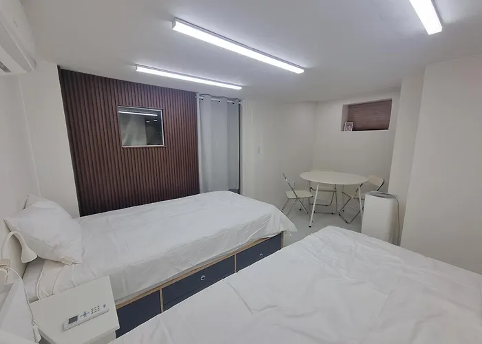 Shin-Nonhyeon Hideout