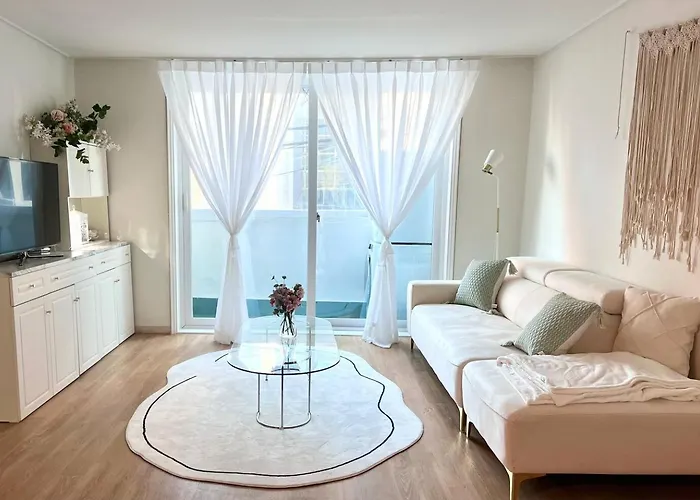 Itaewon Cozy Villa , For Non-Korean Nationals Only