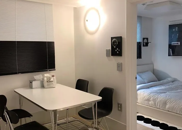 Tone Down House