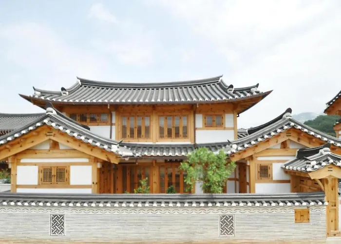 Chaehyodang Hanok Stay