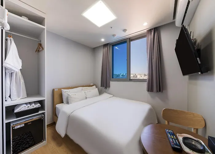 Hongdae Sinchon Theme Motel