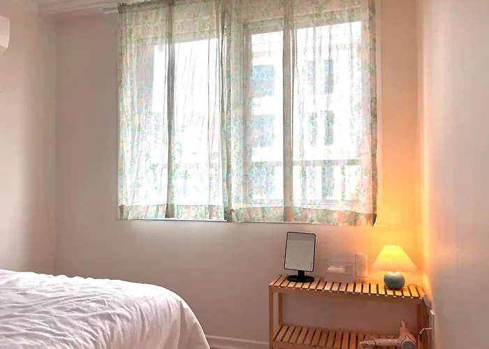 Sunyhouse Female Only Foreign Only