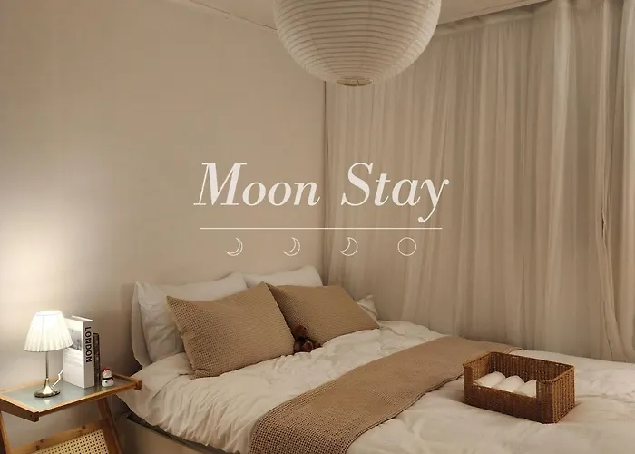 Moon Stay