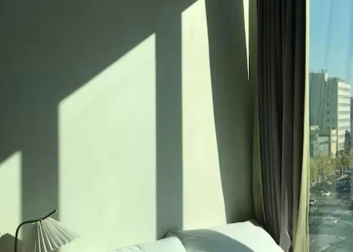 City View Residence 30 Seconds To Subway, Apm, Ddp, Dongdaemun, Dongmyo, Seoul Station, Night Market, Vintage House