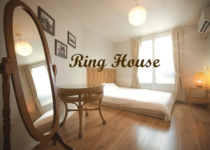Ring House