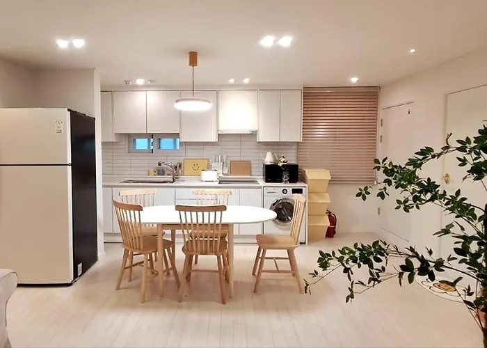 Luxury For Family, Terrace, 3Room,2Bath,Metro 1Min