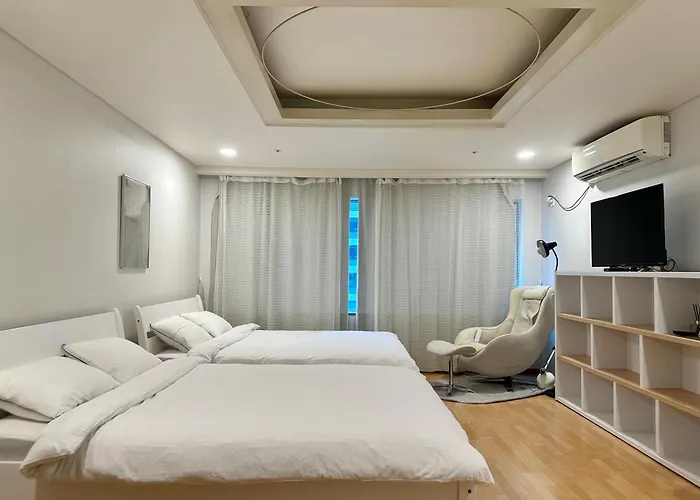 Comfy And Cozy Hongik Stn 1Min Walk