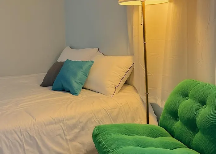 Ahyeon Station 10-Minute Walk Cozy Stay