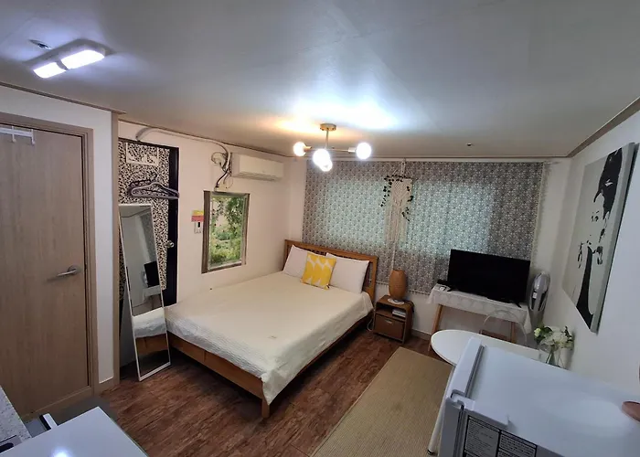 #A6 Open Sale - 5Mins To Hongdae Station
