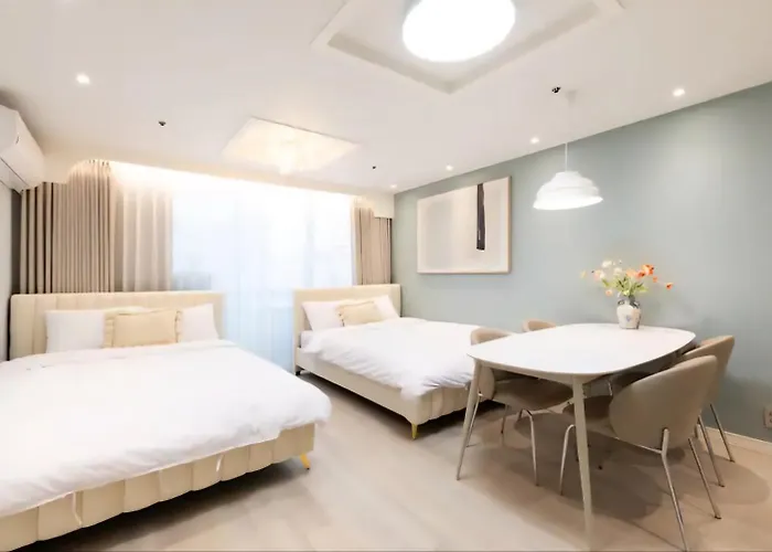 Hongdae St10, Wide,Bright & Stylish House