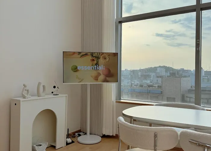 Panorama View, Hongdae Apartment