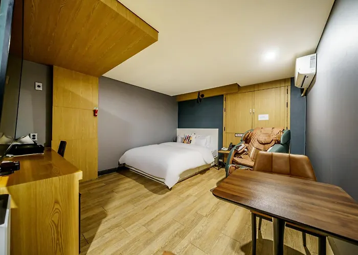 Bulgwang 3S Hotel