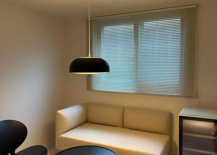 Heyhome Seochon, Semi-Basement