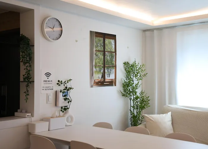 Hongdae T House