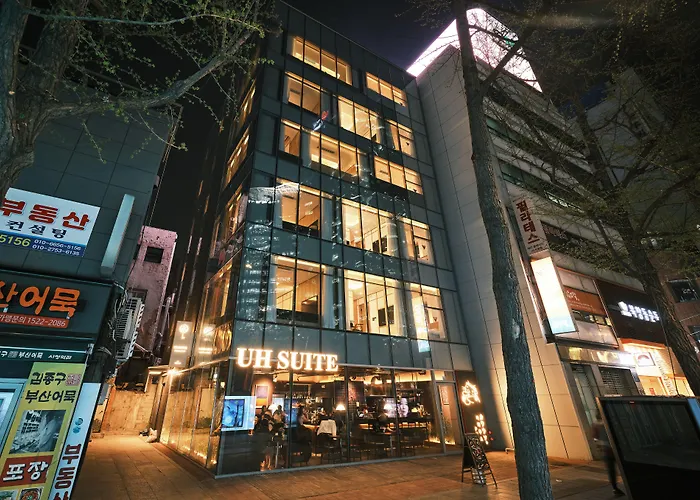 Uh Suite Seoul Deoksugung