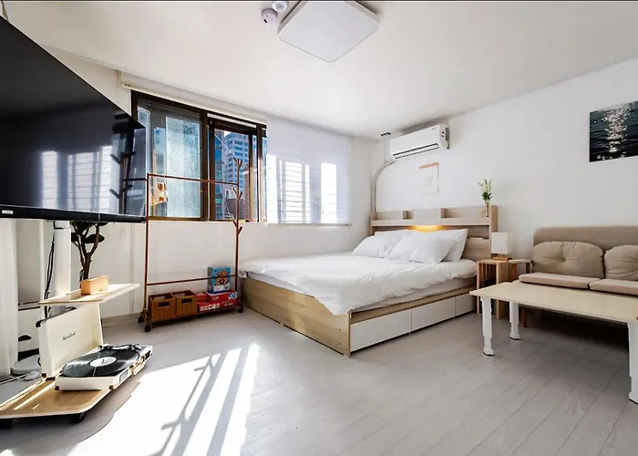 4Min Yeoksam St 9Min Gangnam St 7Min Eonju St