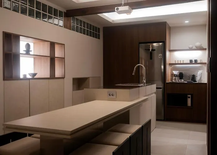 Yeoyeo Hanok I Luxury Hanok I Central Seoul