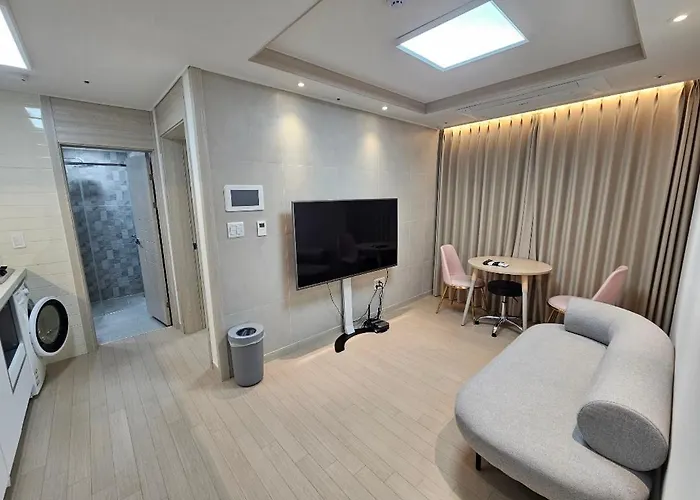 강남 중심 코엑스 인근 하이엔드 투룸 아파트