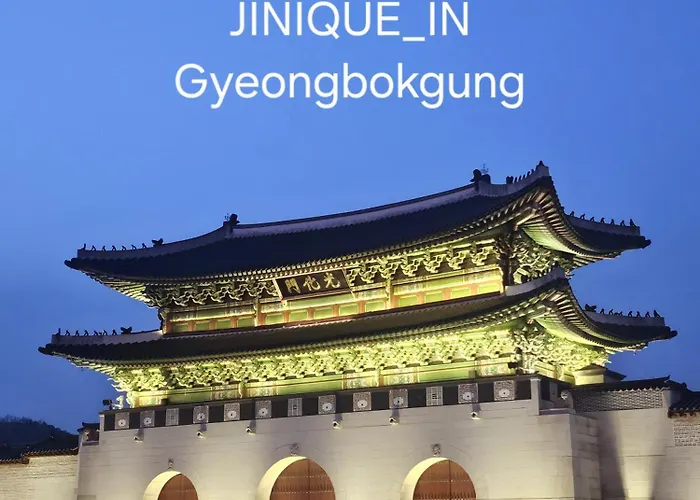 Jinique In Cozy Stay ,2 Rooms ,3 Queen Beds, Gyeongbokgung Mrt 10Min ,6Person Possible,Restaurant Street,Hanbok Trip,Near Gwanghwamun And Gyeongbokgung Palace