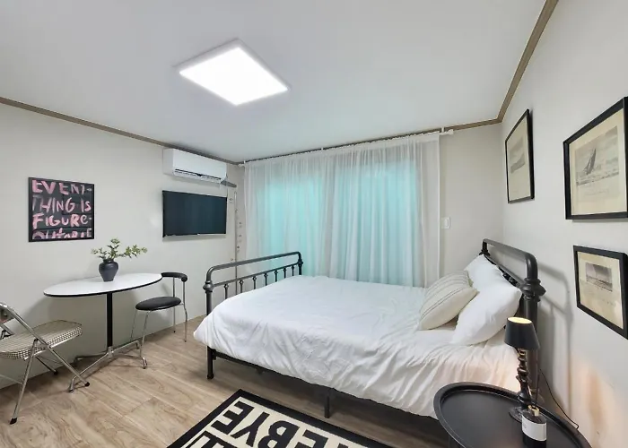 Gongdeok Cozy Stay 101, 5Min From Subway