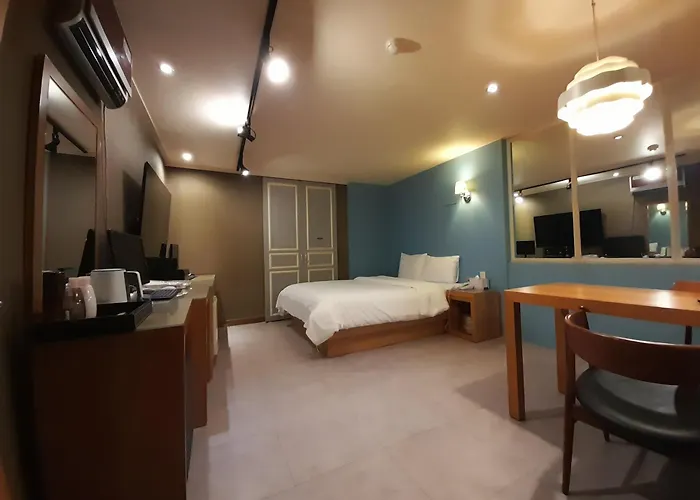 Rosemari Hotel