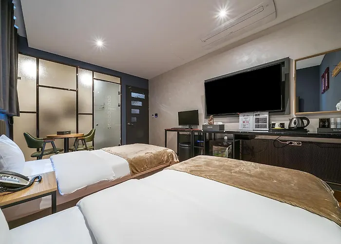 Triple 8 Hotel