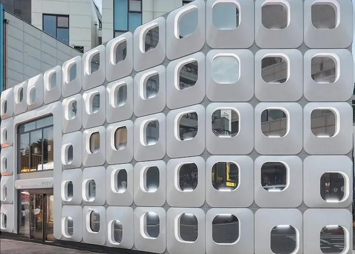 Hotel Myeongdong Station