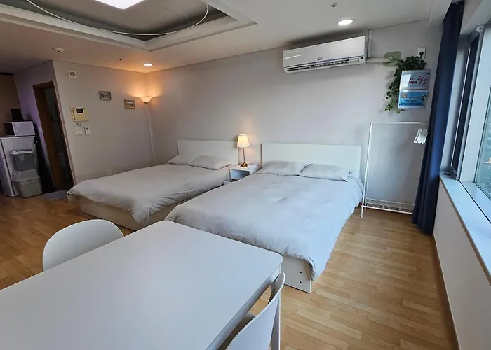 Hongdae Cleanhouse
