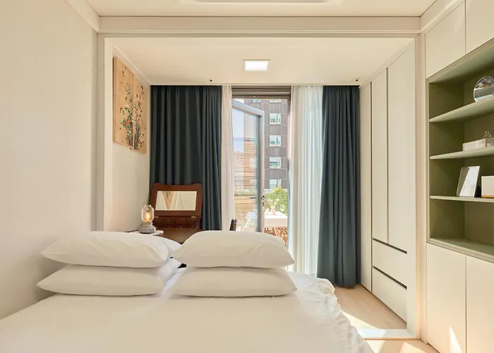 Seoul Comocasa Fully Furnished Studio