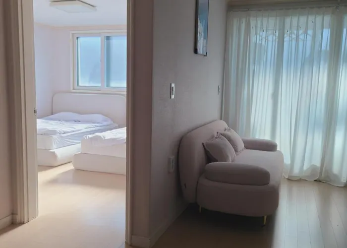 Comfortable 3-Room Accommodation In Namguro Station